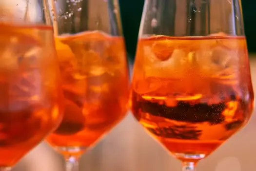 Brak Angostury? Zamiennik Angostura Bitters - ratunek dla koktajlu