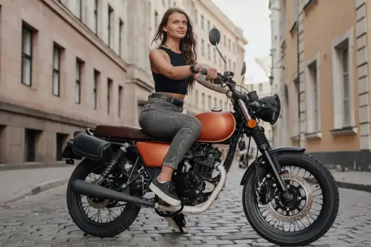 125 cm3 na kat. B - kiedy wolno jeździć?