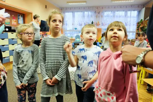 Sześciolatek w przedszkolu publicznym - za co płacisz?