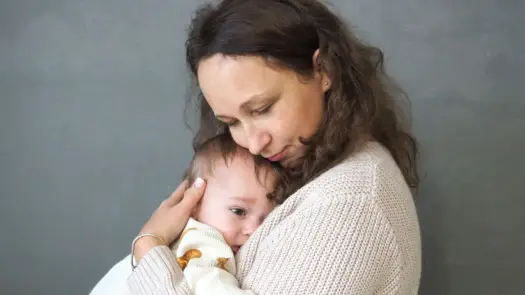 Lęk separacyjny u niemowląt - co naprawdę pomaga przy rozstaniu?