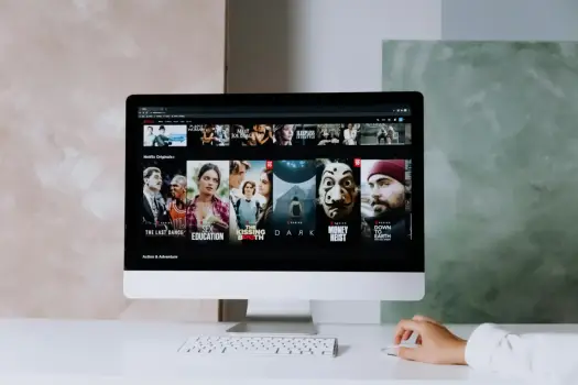 Streaming co to jest i jak działa? Wyjaśnienie bez żargonu