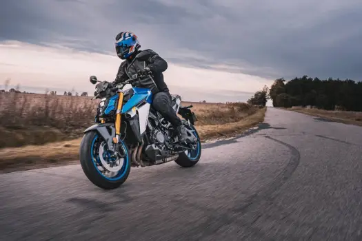 Shimmy w motocyklu - Jak rozpoznać i co zrobić? Poradnik
