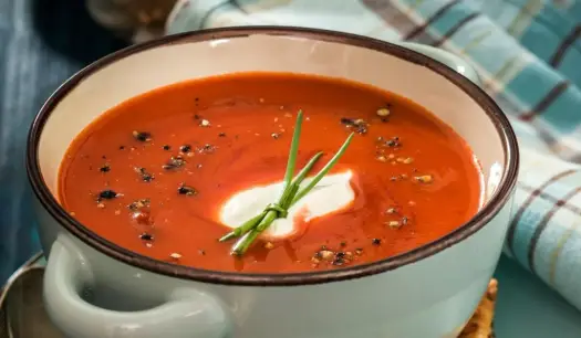 Zupa pomidorowa jak u babci - przepis na idealny smak