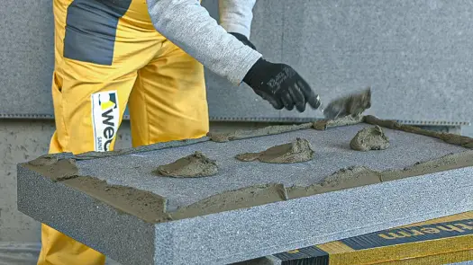 Jak prawidłowo nakładać klej na styropian - Trwałe ocieplenie