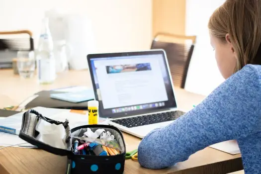 Big data w edukacji - jak analizować dane i chronić uczniów