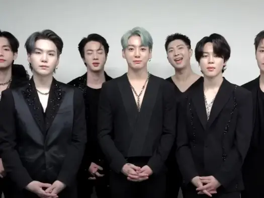 BTS - Kto jest kim? Poznaj członków i ich role!