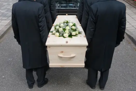Ile zarabia mistrz ceremonii pogrzebowej - pełna analiza