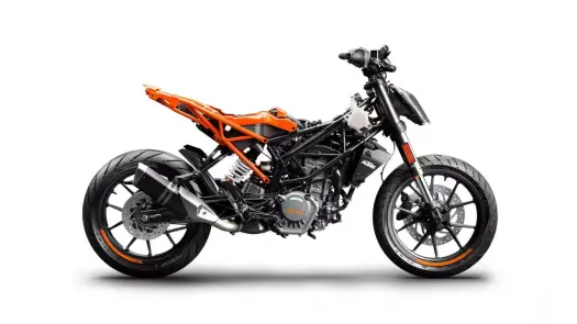 KTM Duke 125 - co naprawdę daje odblokowanie?