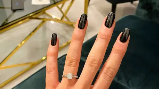 CND w kosmetyce - Shellac czy Vinylux? Sprawdź, co wybrać