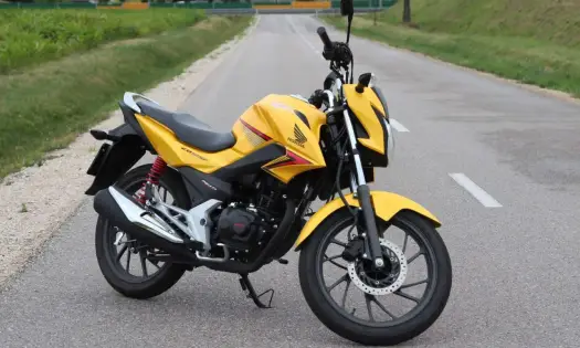 Honda CBF 125 - ile naprawdę pojedzie?