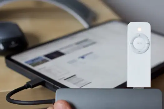 Czy tablet ma wejście USB - Jak podłączyć pendrive i akcesoria?