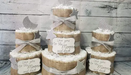 Tort z pampersów krok po kroku: Praktyczny prezent DIY