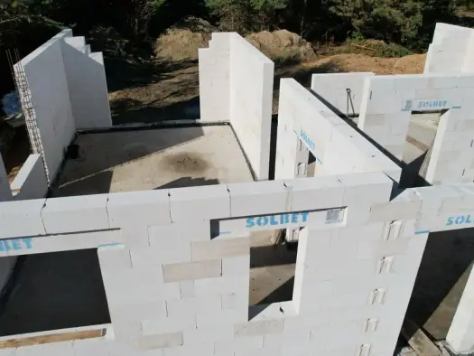 Beton komórkowy: Zalety, wady i koszty budowy domu kompleksowy poradnik