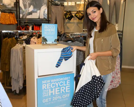 H&M recykling - jak przekształcać stare ubrania w nowe możliwości