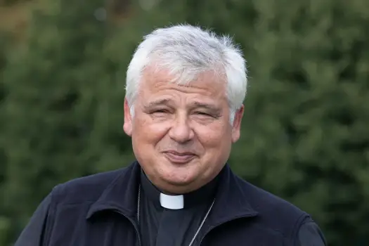 Jałmużnik papieski - kim jest i jak pomaga ubogim?