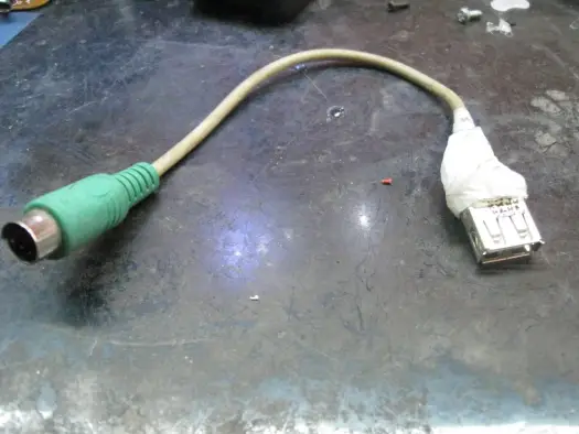 PS/2 na USB: Jak podłączyć starą klawiaturę bez frustracji?