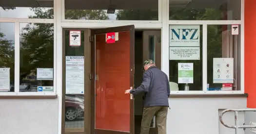 Świadczenie uzupełniające przy raku - kto może je dostać?
