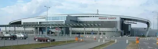 Na jakiej ulicy jest lotnisko w Poznaniu? Oto ważne informacje