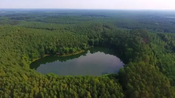 Lubuskie serce: Jezioro Czarne. Odkryj jego ukrytą magię!