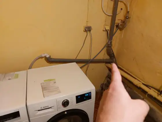 Pralka Bosch E36 - Woda w bębnie? Napraw to sam!