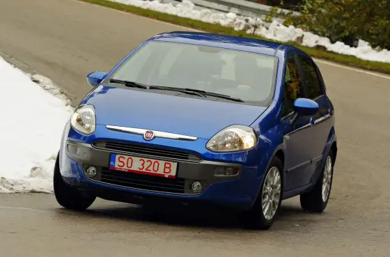 Tablice tymczasowe z czerwonymi znakami - kiedy i za ile?