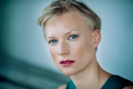 Lise Risom Olsen: Norweska aktorka z międzynarodową karierą