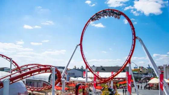 Kiedy otwarta jest Energylandia? Sprawdź miesiące dostępności parku
