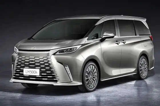 Lexus LM - ile kosztuje luksusowy minivan i dla kogo ma sens?