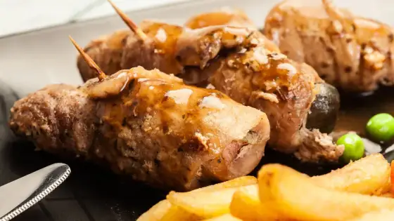 Roladki schabowe z pieczarkami - sekret idealnego smaku i miękkości