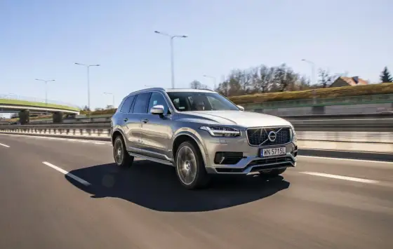 Volvo XC90 spalanie - Ile pali naprawdę? Porównanie wersji
