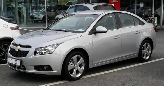 Chevrolet Cruze - opinie i silniki. Dlaczego 84% kupiłoby go znów?