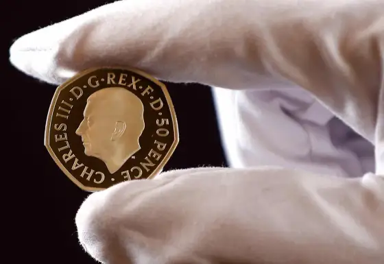 Suweren - brytyjska złota moneta. Jak kupować z głową?