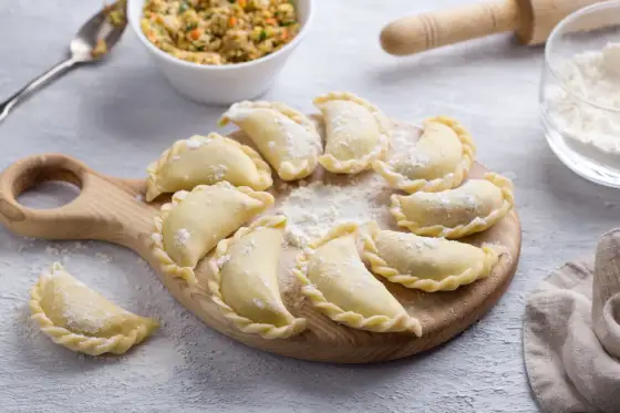 Pierogi ruskie bez błędów - ciasto, farsz i mrożenie