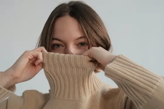Gryzący sweter? Jak sprawić, żeby sweter nie gryzł!