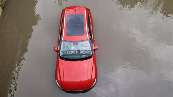 Osuszanie auta po zalaniu - Poradnik krok po kroku