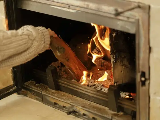 Évacuation poêle à bois - Évitez ces erreurs fréquentes !