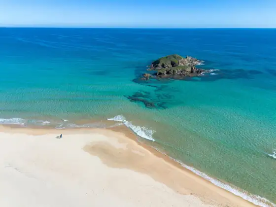 Costa Smeralda - Jak uniknąć tłumów i wybrać najlepsze plaże?