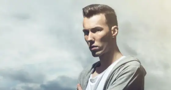 Dorian Tomasiak (Tom Swoon) - kariera, wypadek, powrót. Co dalej?