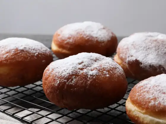 Pączki z piekarnika - wegańskie i puszyste. Sekrety idealnych!