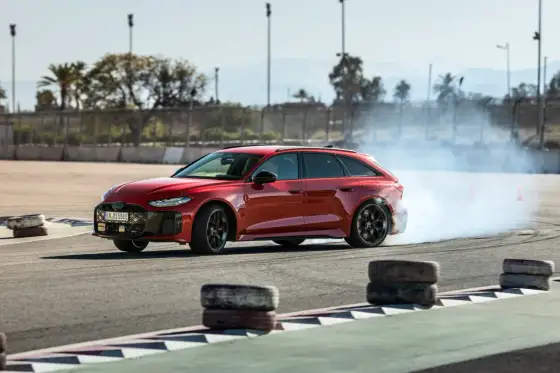 Audi RS 5 (639 KM) - Czy hybryda plug-in ma sens?