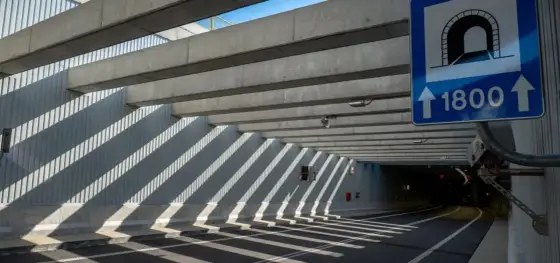 Tunel pod Świną - zasady, promy i płynny przejazd