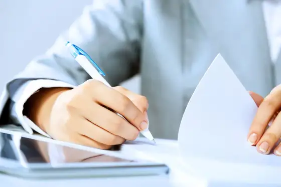 Weksel trasowany w firmie - jak działa i czego unikać?