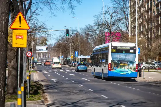 Przestrzeń komunikacyjna - Jak nie stracić metrów i wygody?
