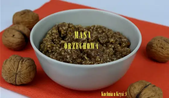 Masa orzechowa do rogalików - przepis, który nie wypływa