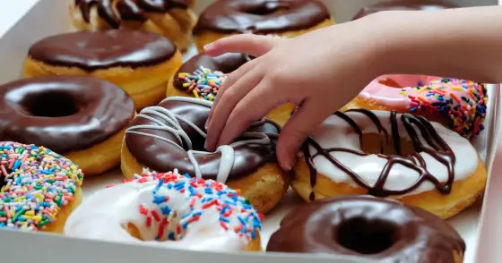 Tłusty czwartek z dziećmi - pączki, tradycja i umiar