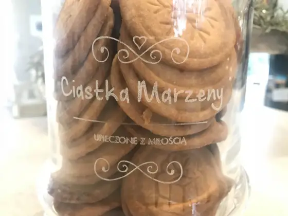 Ciastka do stemplowania - przepis na wyraźny wzór