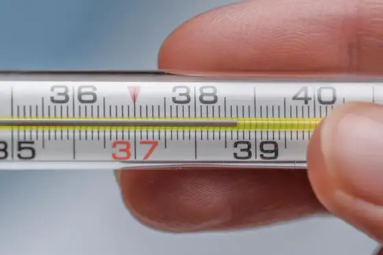 Temperatura ciała - jaka jest norma i kiedy to już gorączka?