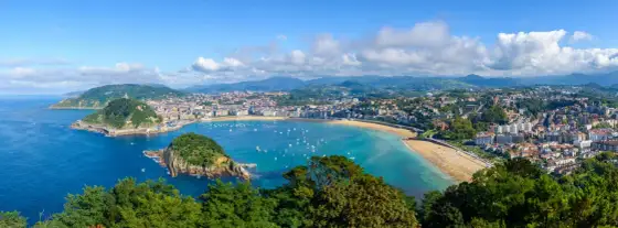 Loty do San Sebastián - Jak latać, żeby nie przepłacać?