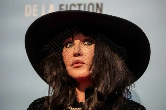 Emma de Caunes: Ikona kina, kariera i życie prywatne