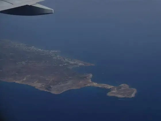 Lot na Cypr - Ile trwa naprawdę? Planuj mądrze!